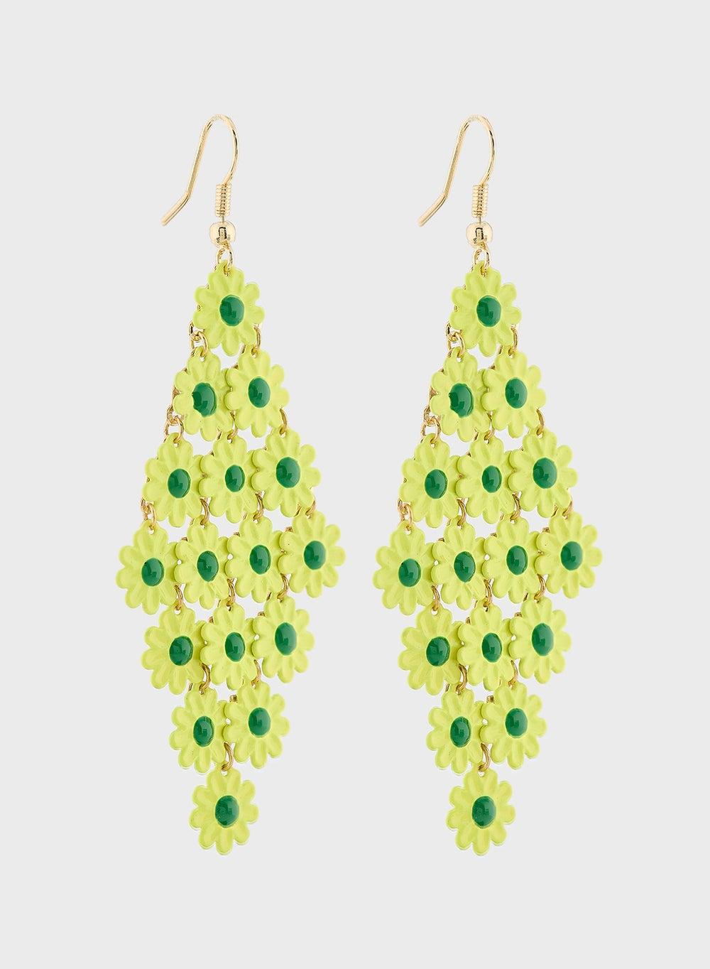 Ginger Daisy: Floral Drop Earrings for Chic Elegance - Image 1
