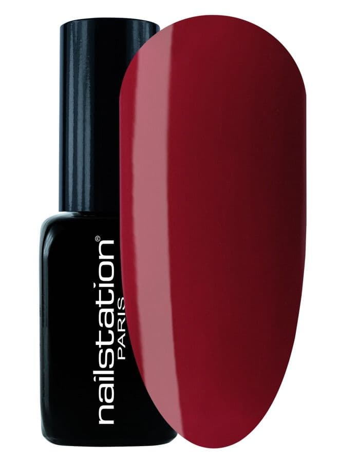 Etienne Marcel Gel Polish: Luxurious Longevity - Image 1
