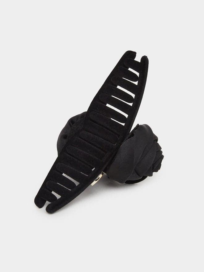 Elegant Black Flower Detail Claw Clip by Styli - Image 1