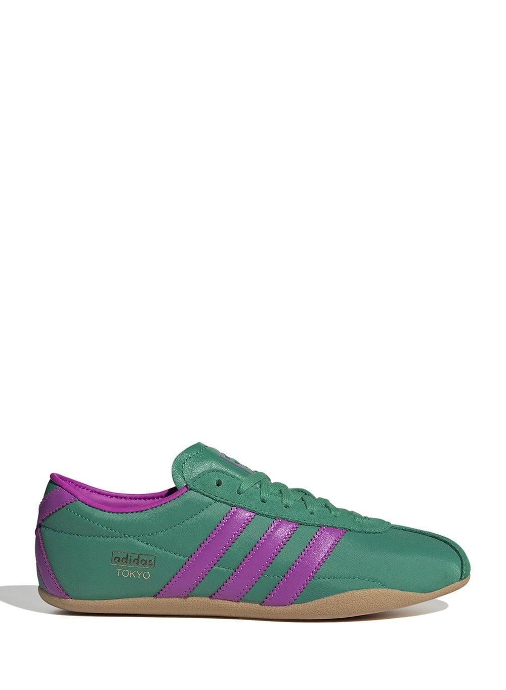 Tokyo Jq0583 Low-Top Sneakers in COUGRN/PURBUR/GUM3 - Image 1