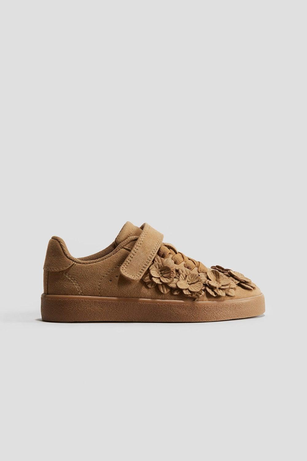 Blossom Bliss Sneakers with Delicate Floral Appliqués - Image 1