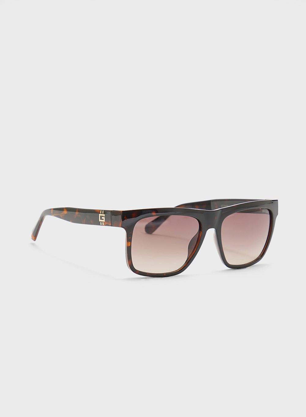 GUESS Gu0022252F57 Elegant Men's Wayfarer Sunglasses - Image 1