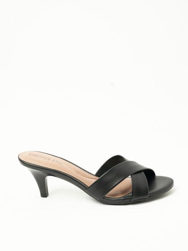 Beira Rio Black Low Heel Sandals for Ladies | Brazilian Craftsmanship - Image 1