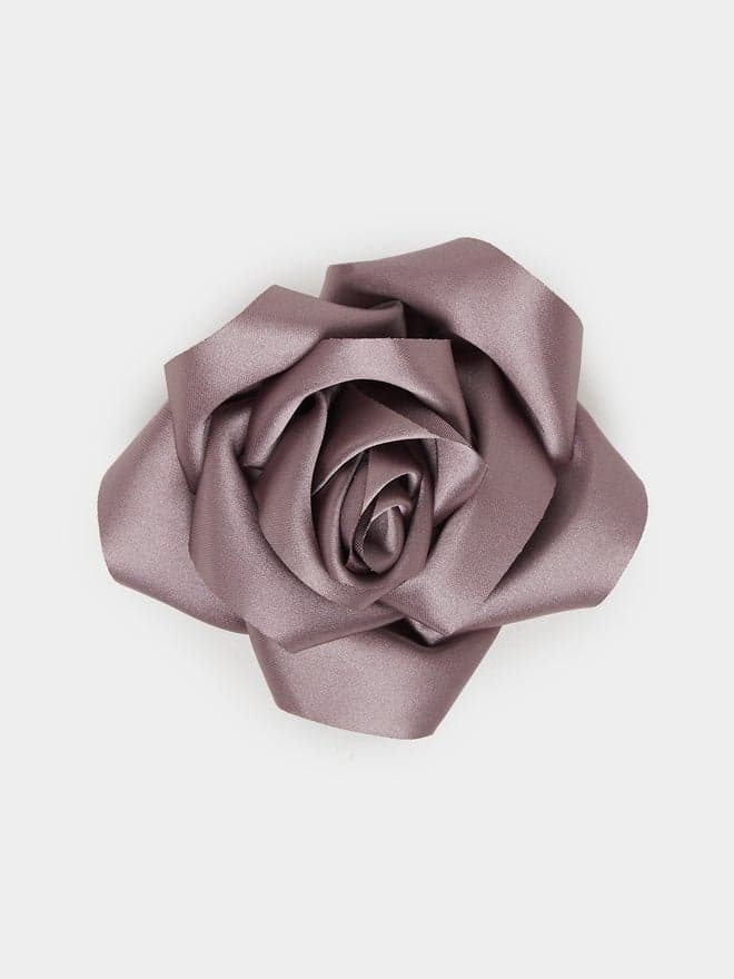 Elegant Styli Satin Flower Hair Clip for Trendsetters - Image 1