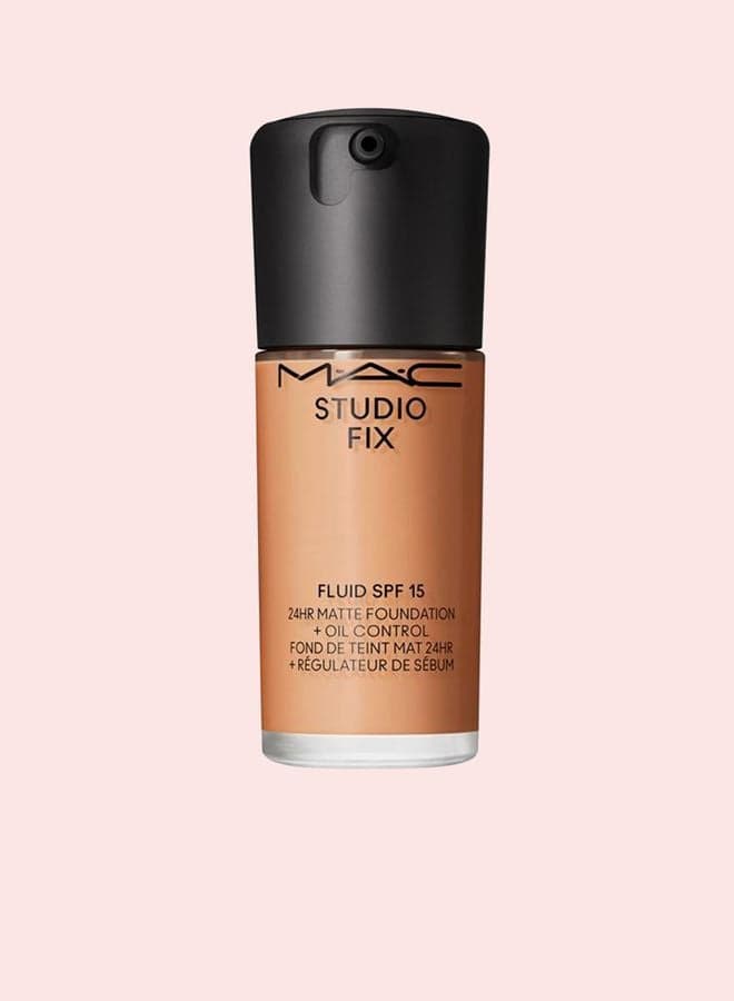 Studio Fix Fluid 24HR Matte Foundation SPF 15 - NC44.5 - Image 1