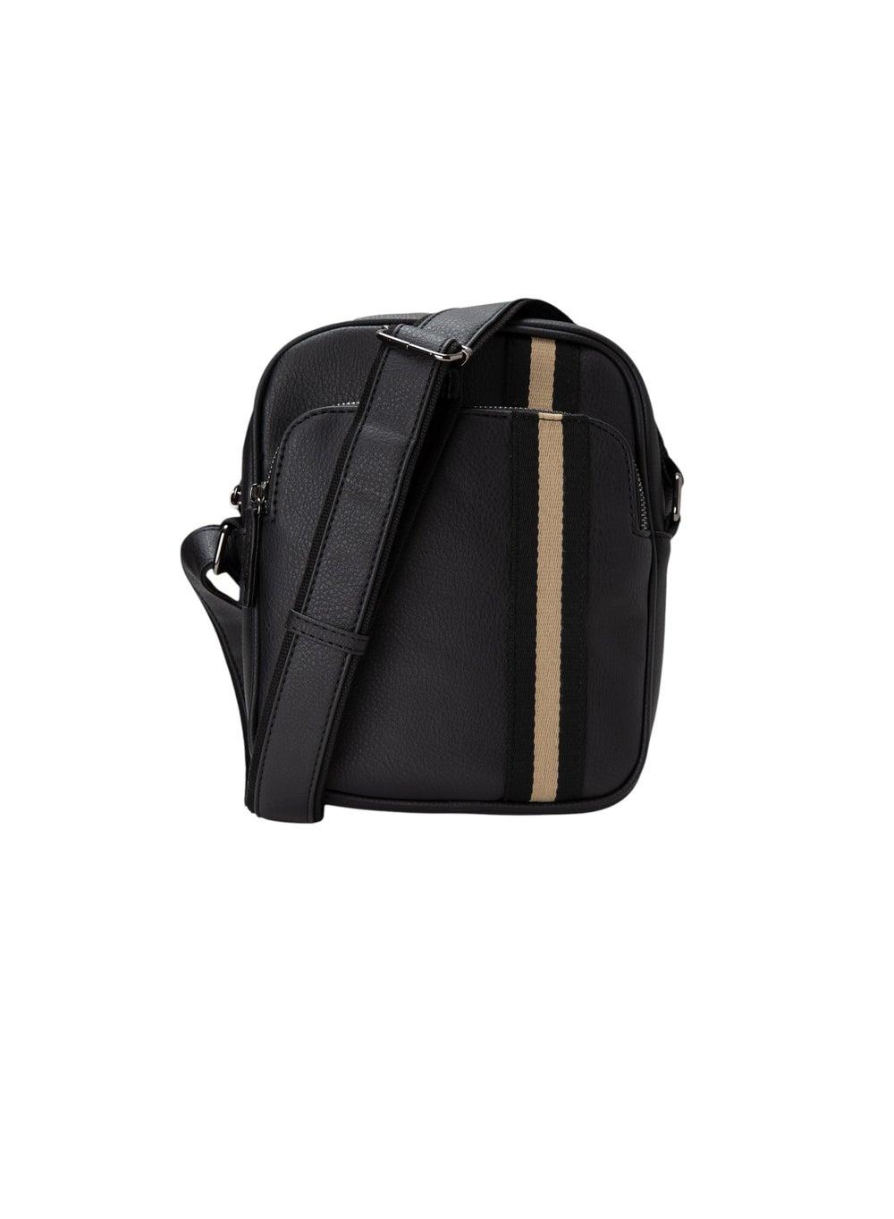 Bata Mini Elegance: Timeless Crossbody Bag in Black - Image 1