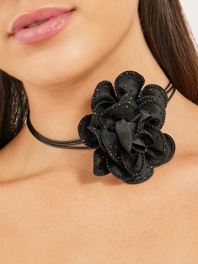 Styli Flower Pendant Necklace - Elegance in Bloom - Image 1