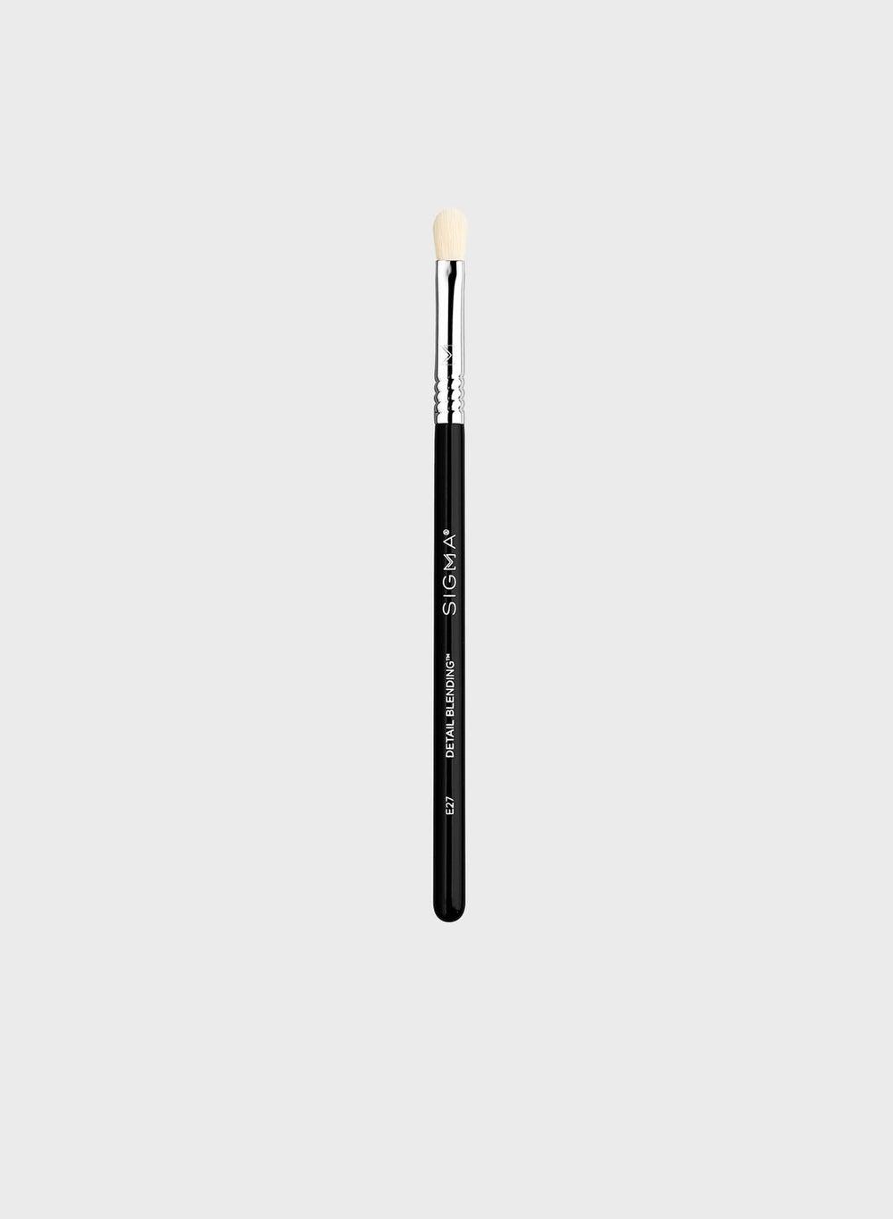 Sigma E27 Pro Eye Blending Brush for Detailed Looks - Image 1