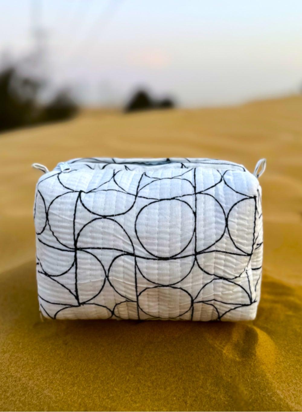 TohfaLuxe Hana: Artisan Elegance in a Handcrafted Pouch - Image 1