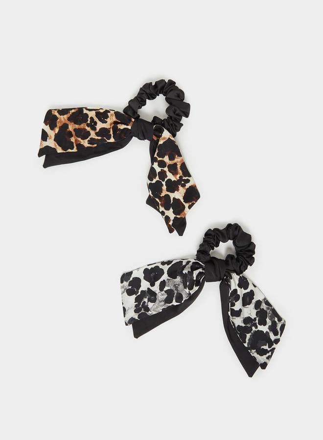 Chic Animal Print Hair Scrunchies – Set of 2 - Image 1