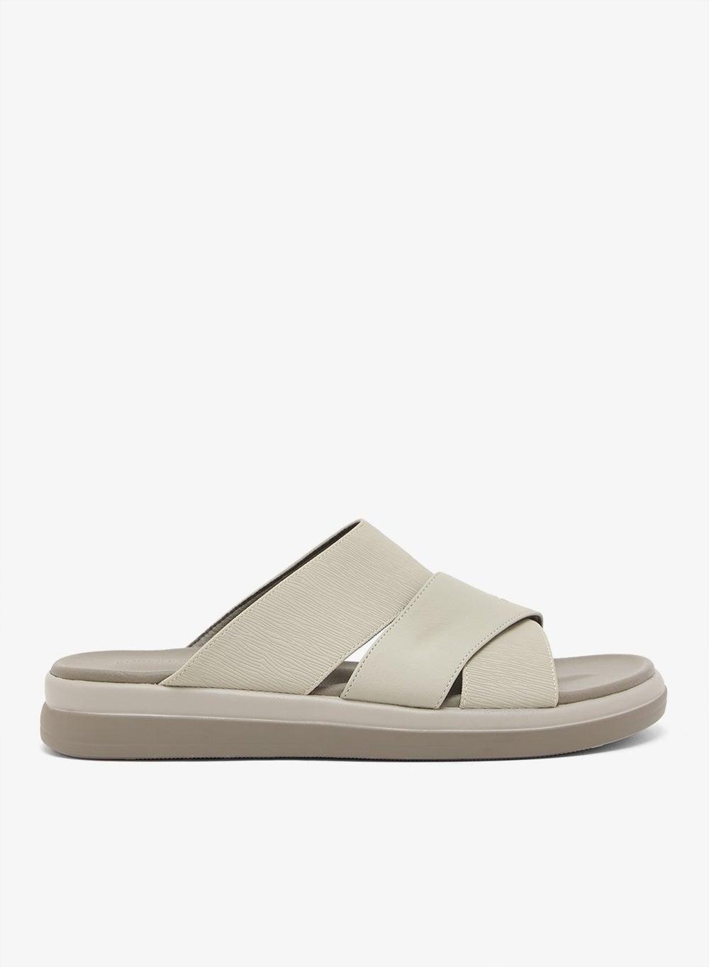 KM 020 Elegant Cream Arabic Sandals for Men - Image 1
