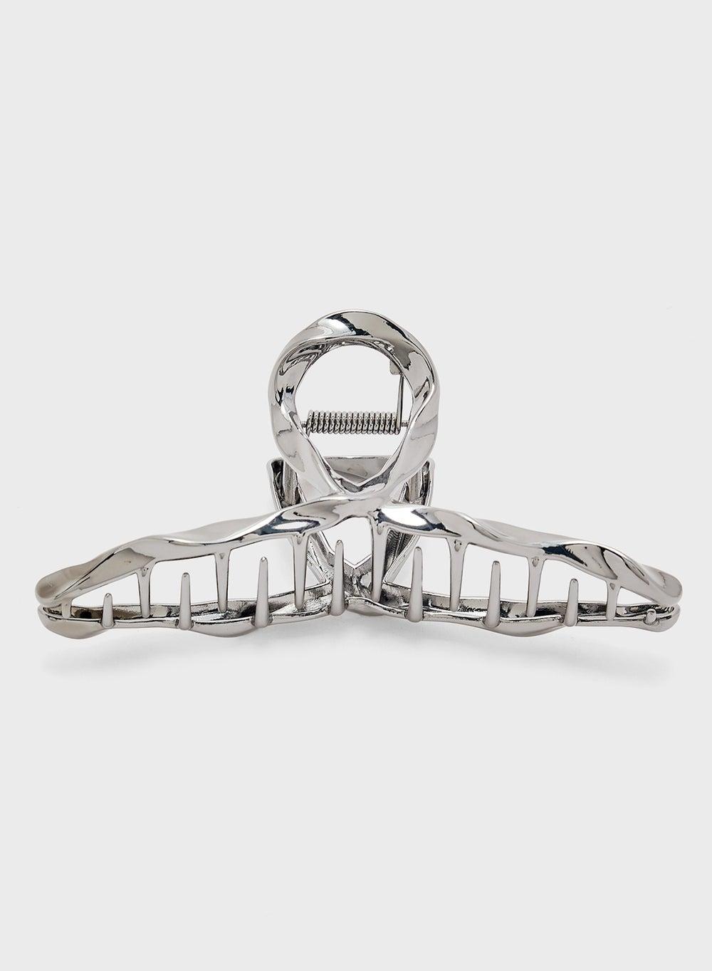 Elegant Twisted Clawclip I30 - Silver Hair Accessory - Image 1