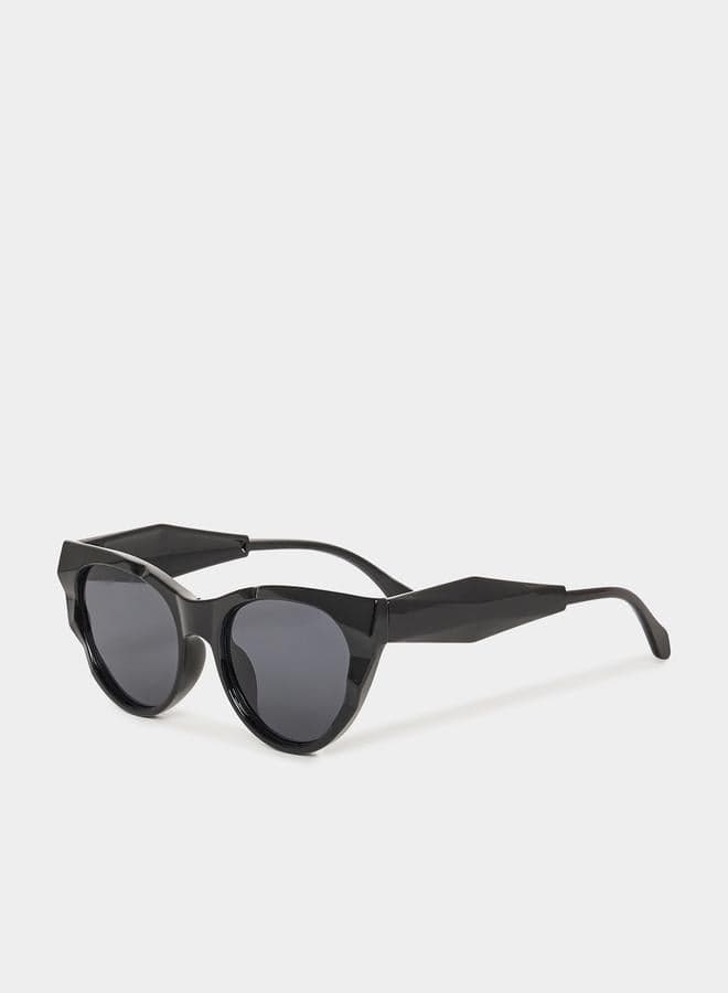 Styli Chic Cat Eye Sunglasses for Elegant Women - Image 1