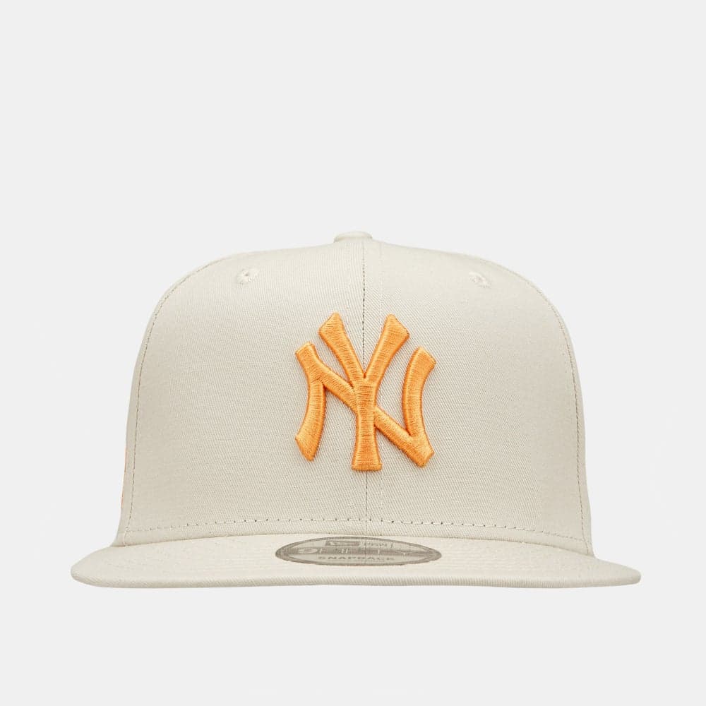 Elevate Your Style with NEW ERA Yankees 9FIFTY Men's Cap - Image 1
