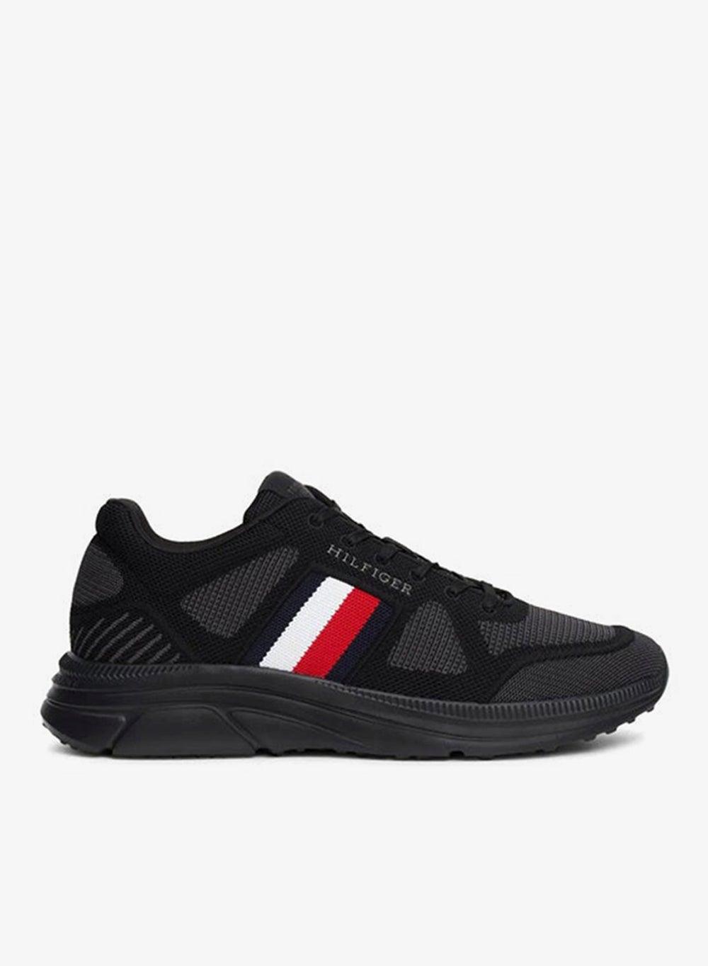 Modern Runner Knit Evo Ess: Sleek Low Top Sneakers - Image 1