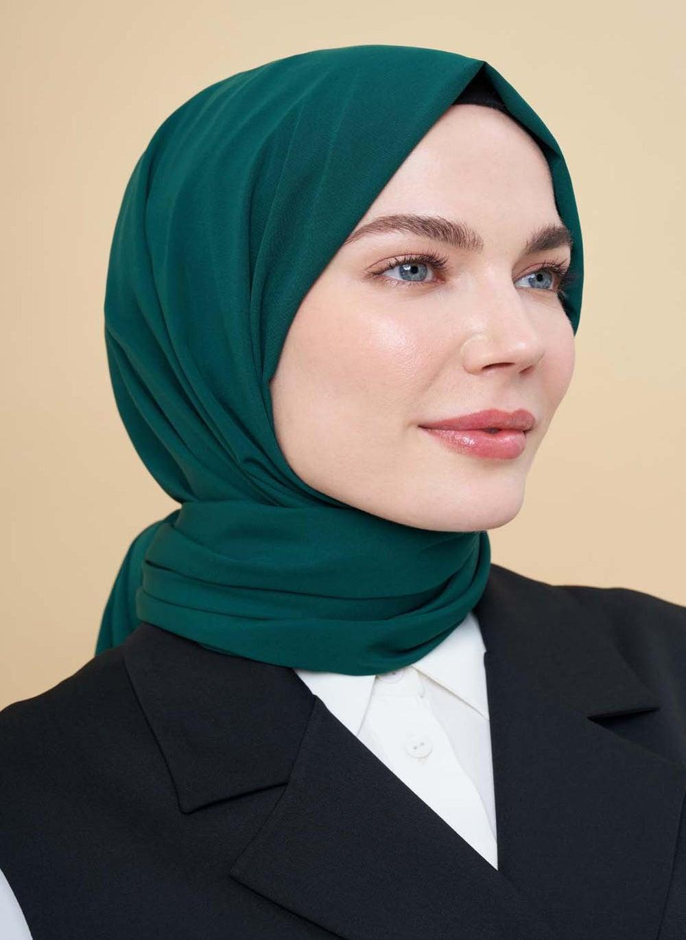 MIZALLE Medina Elegance: Luxurious Green Silk Shawl - Image 1