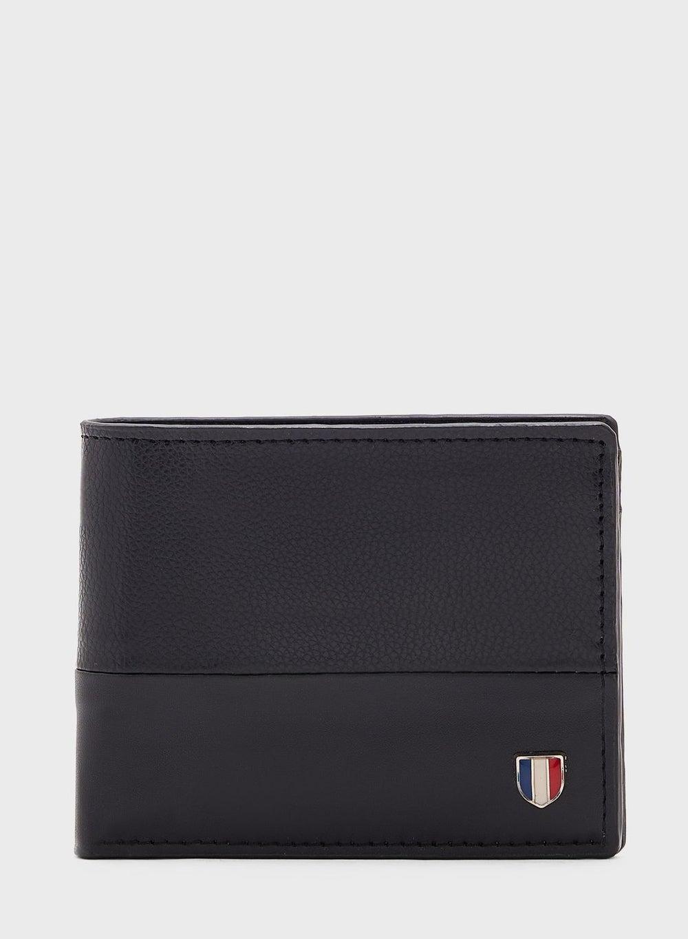 Robert Wood: Sleek Bi-Fold Leather-Feel Men's Wallet - Image 1