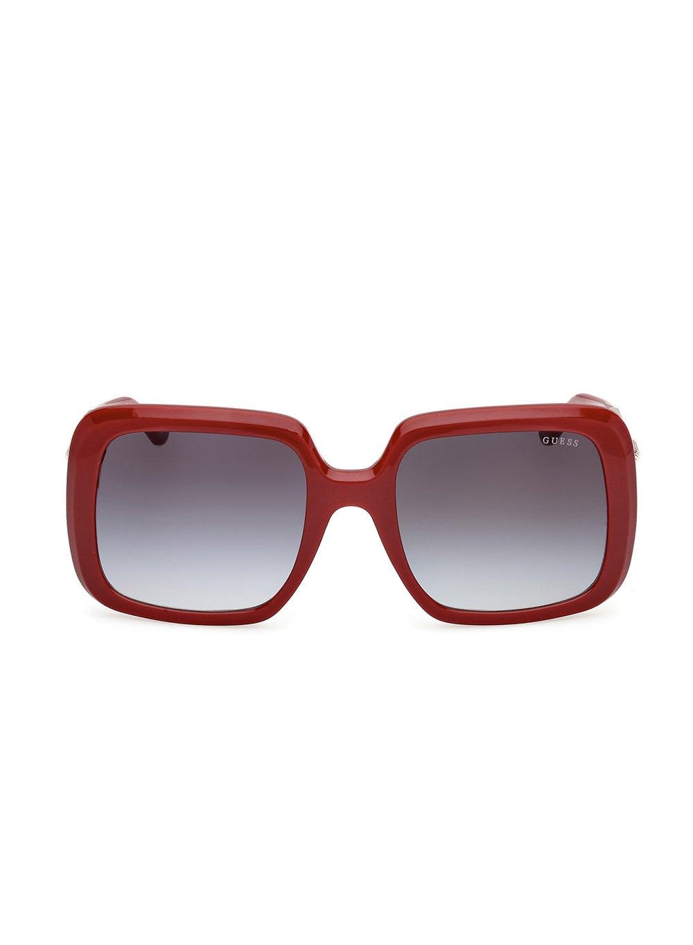 GUESS Injected Chic Sunglasses for the Modern Woman - Image 1