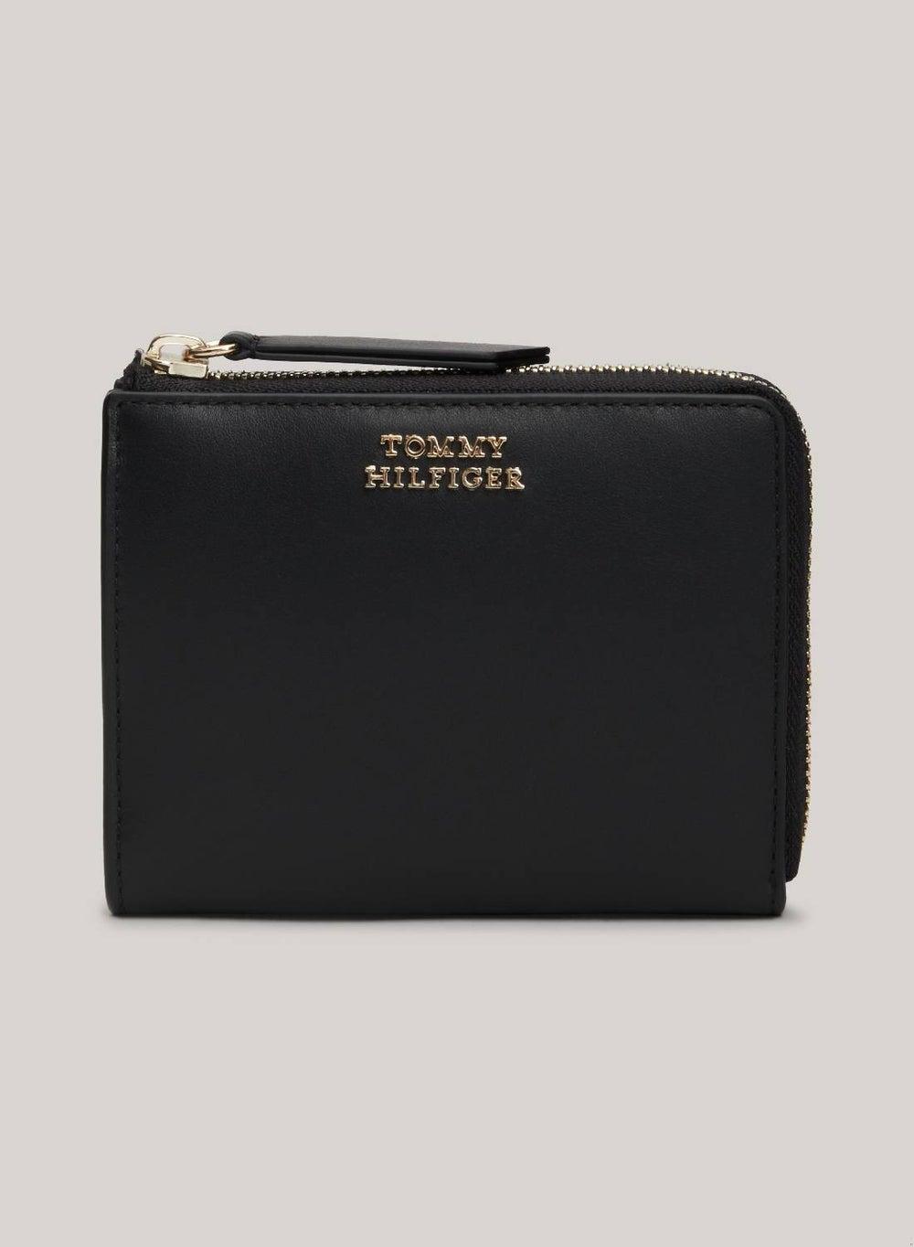 TOMMY HILFIGER Elegant Black Leather Zip-Around Wallet - Image 1