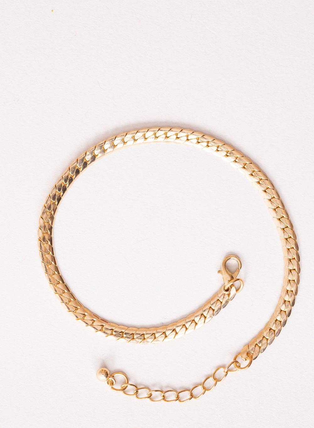 AMICA Luxe Link Chain Anklet - Subtle Elegance - Image 1