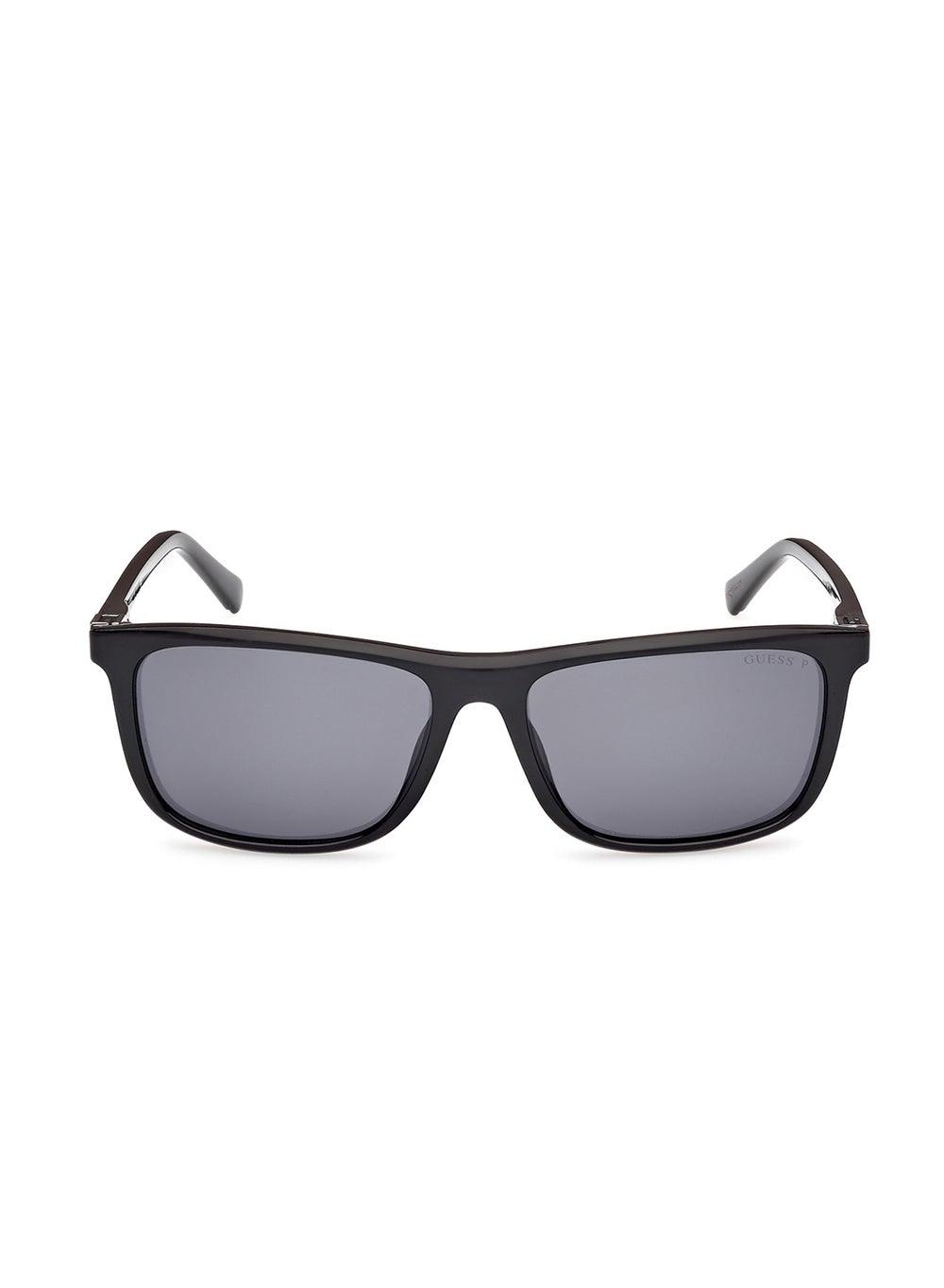 GUESS Men's Sleek Injected Sunglasses with UV Protection - Image 1