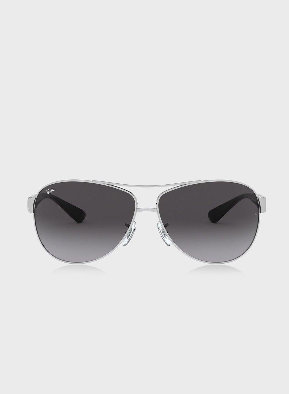 Ray-Ban RB3386 Aviator: Classic Elegance Meets Modern Sportiness - Image 1