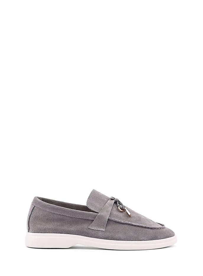 Elegant Grey Suede Loafers for the Discerning Woman - Image 1