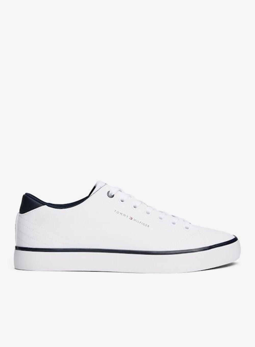 Elegant White Low-Top Sneakers - Fm0Fm05739Ybs - Image 1