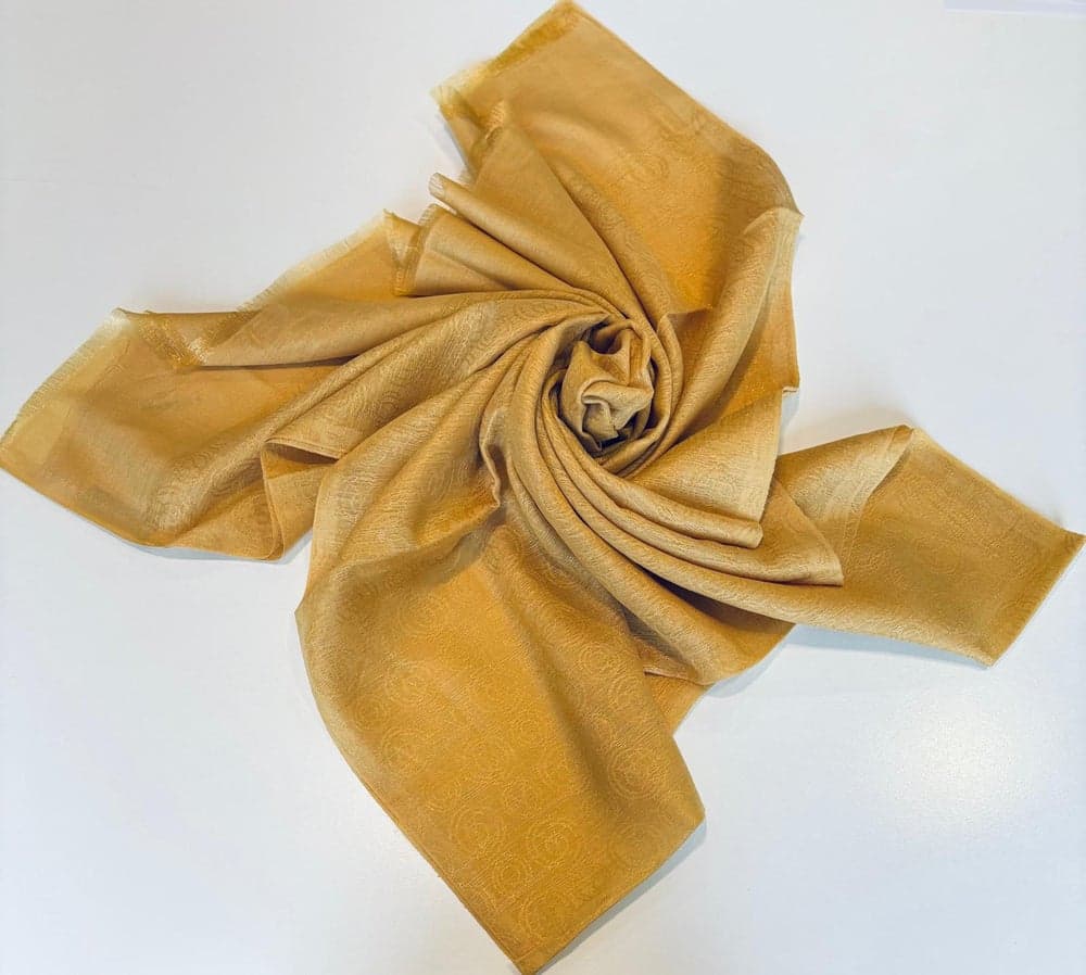 MIZALLE Elegant Logo Shawl for Women - Timeless Accessory - Image 1