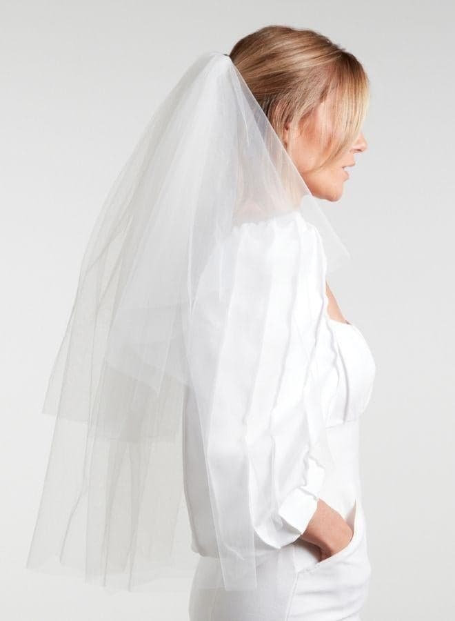 Elegant 2-Tier Bridal Veil for Special Occasions - Image 1