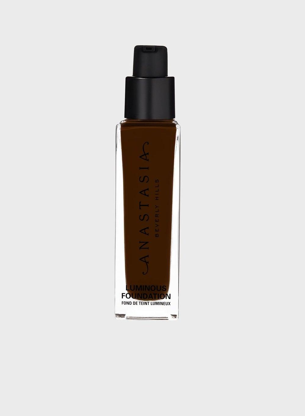 Luminous Foundation 590C - Radiant Natural Finish - Image 1