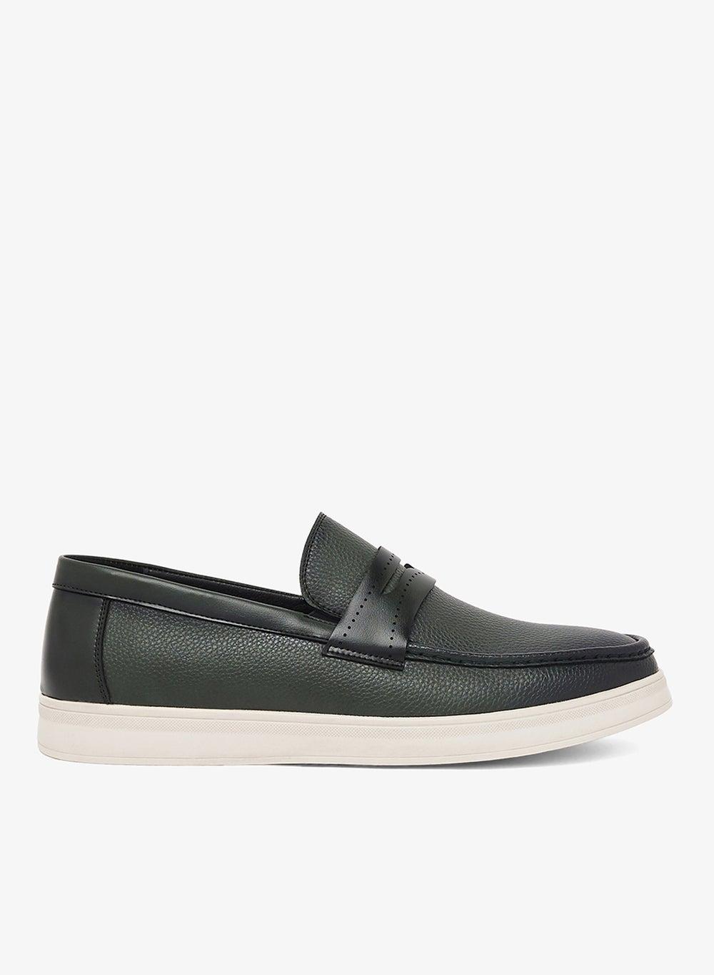 D6158 Green Casual Loafers: Elegance Meets Comfort - Image 1