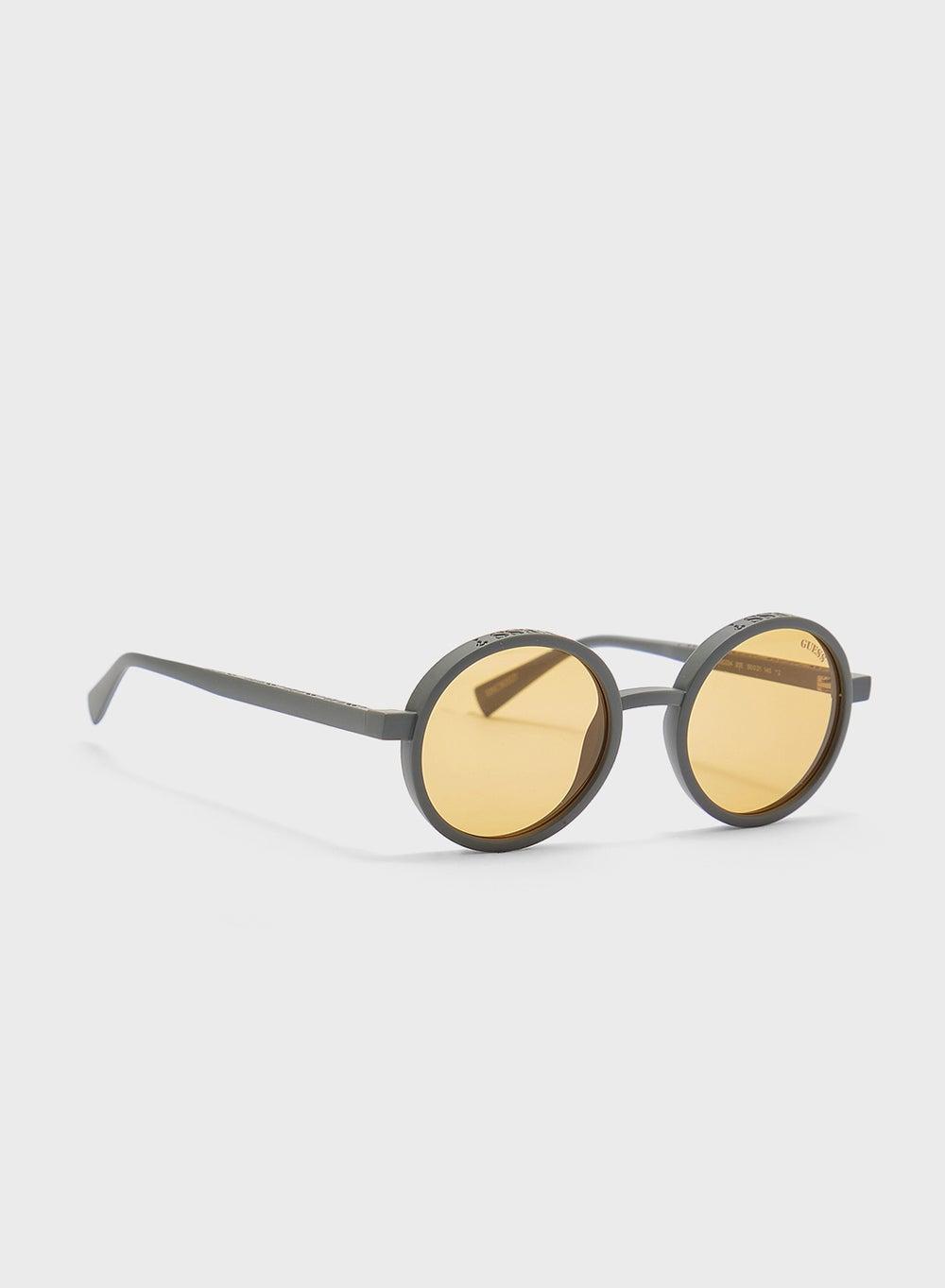GUESS GU0023420E50: Timeless Round Tortoiseshell Sunglasses - Image 1