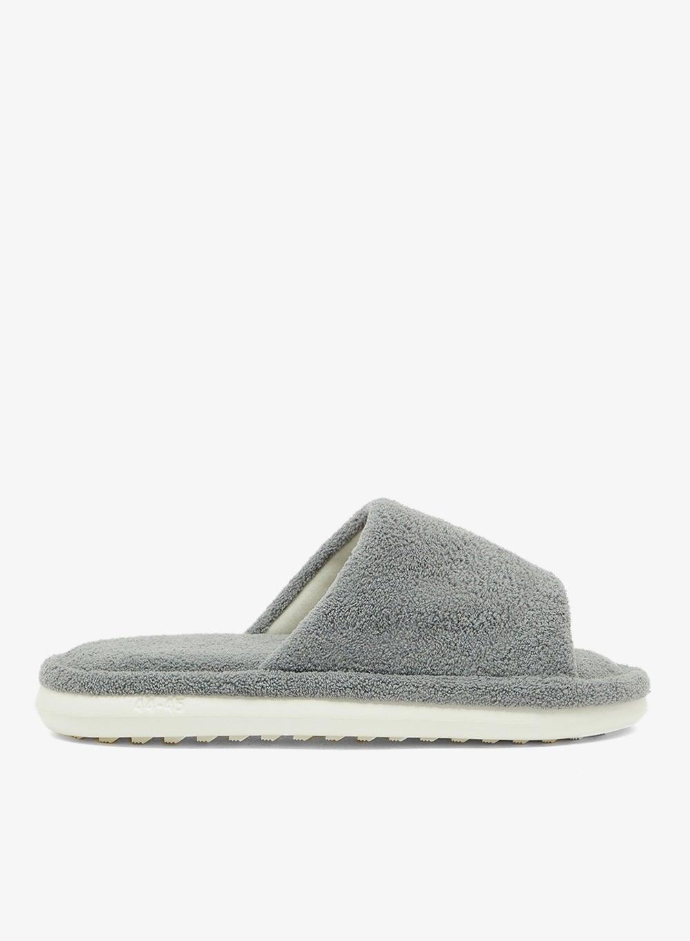 Luxurious Grey Mslp25822 Bedroom Slippers for Men - Image 1