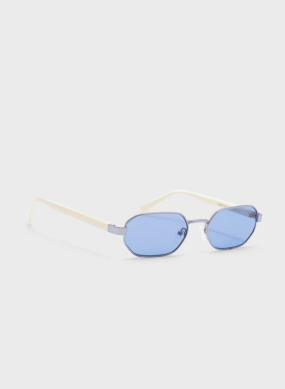 GUESS Gu0023132N53 Men's Iconic Sunglasses - Image 1