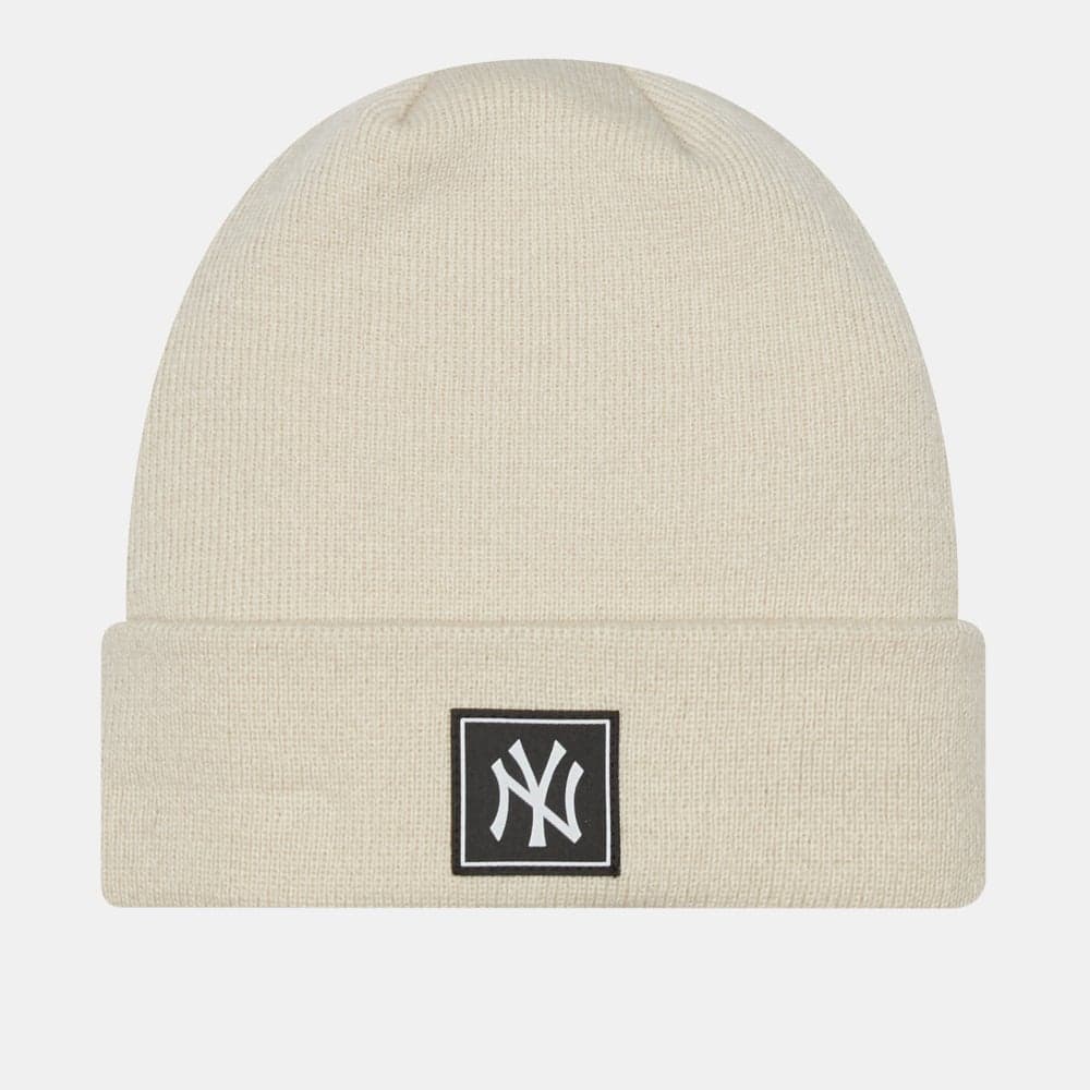 New Era Yankees Acrylic Beanie - Sleek and Warm - Image 1