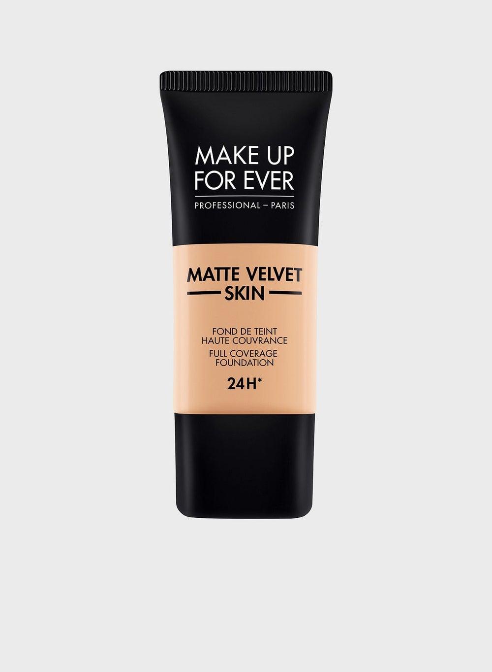 Y305 Soft Beige Matte Velvet Perfection Foundation - Image 1