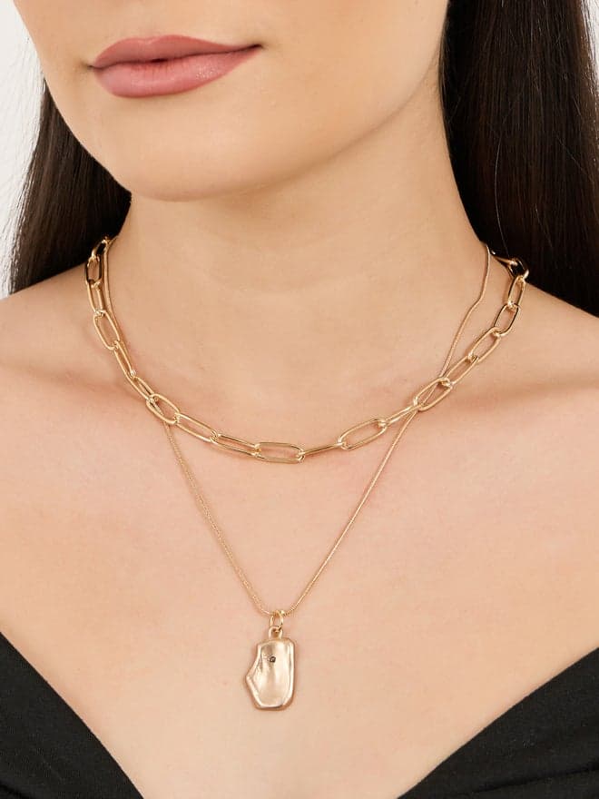 Elegant Styli Drop Layered Link Necklace for Women - Image 1