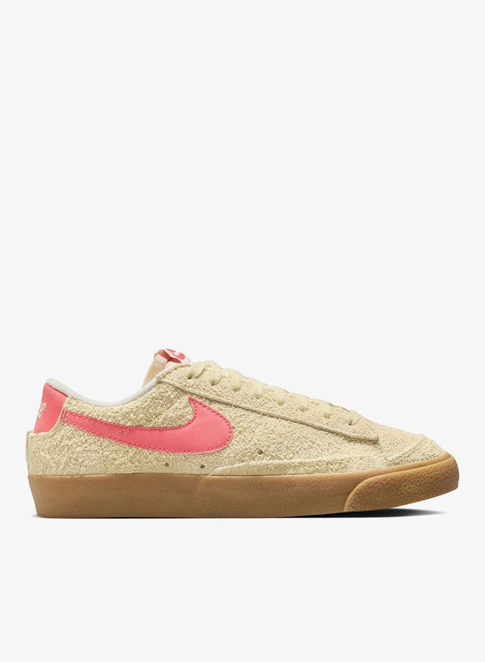 Blazer Low '77 Vntg in Alabaster Magic Ember - Image 1