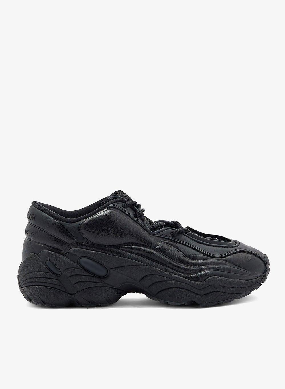 DMX Run 6 Modern: Elegant Unisex Low-Top Sneakers - Image 1