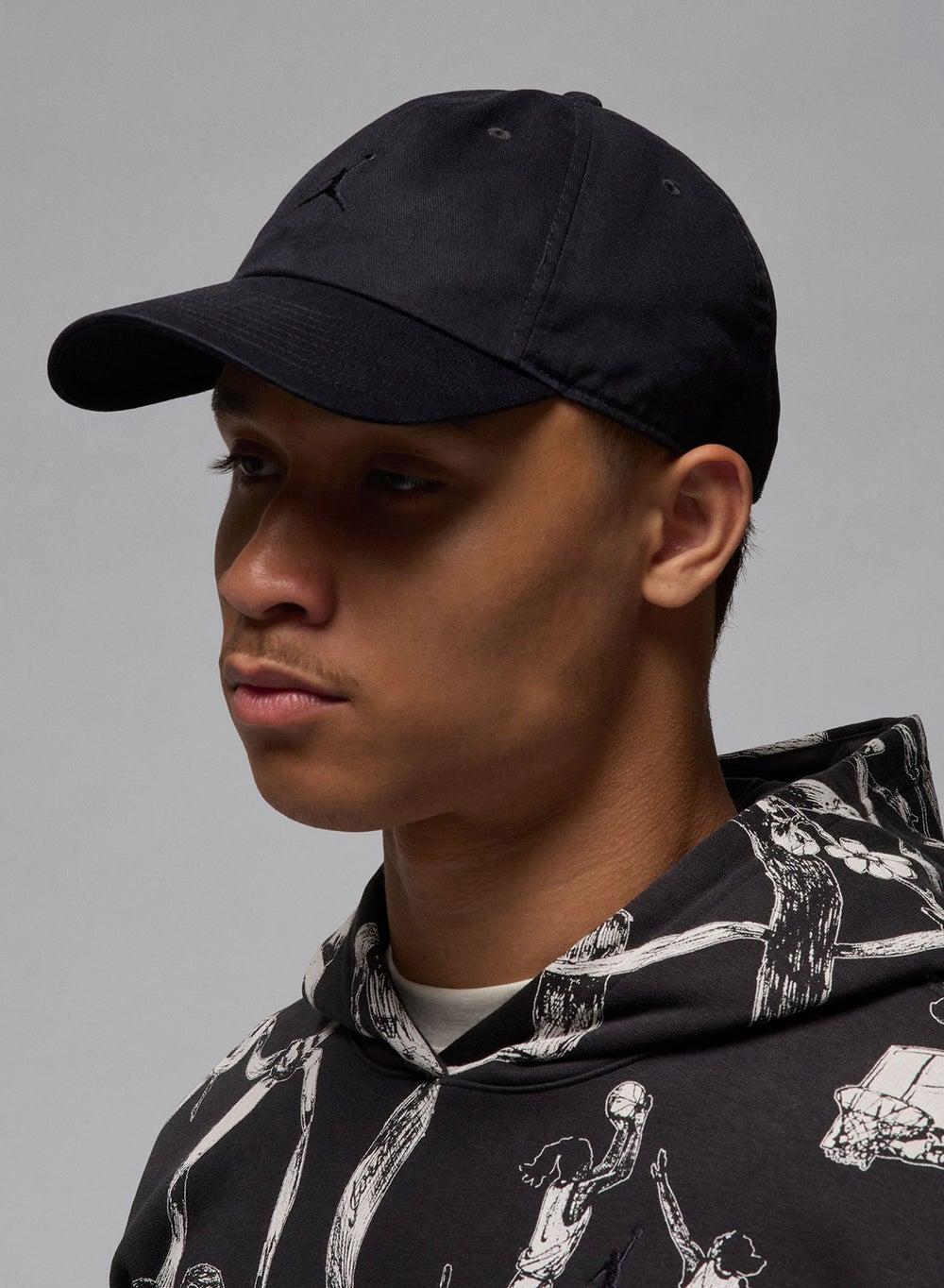 Jordan U J Club Cap: Elegance and Comfort Blend - Image 1