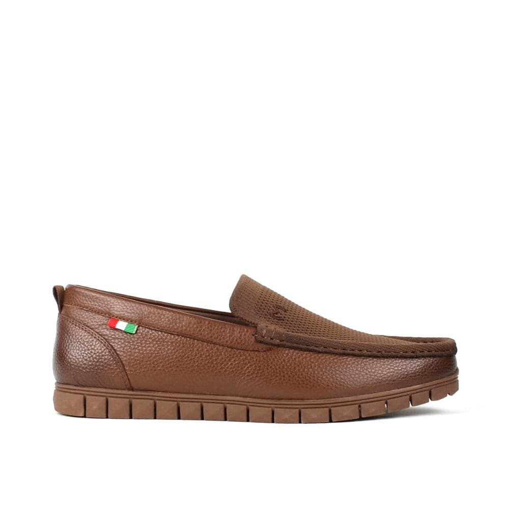 LUKAKASH Elegant Leather Loafers for the Modern Professional - Image 1
