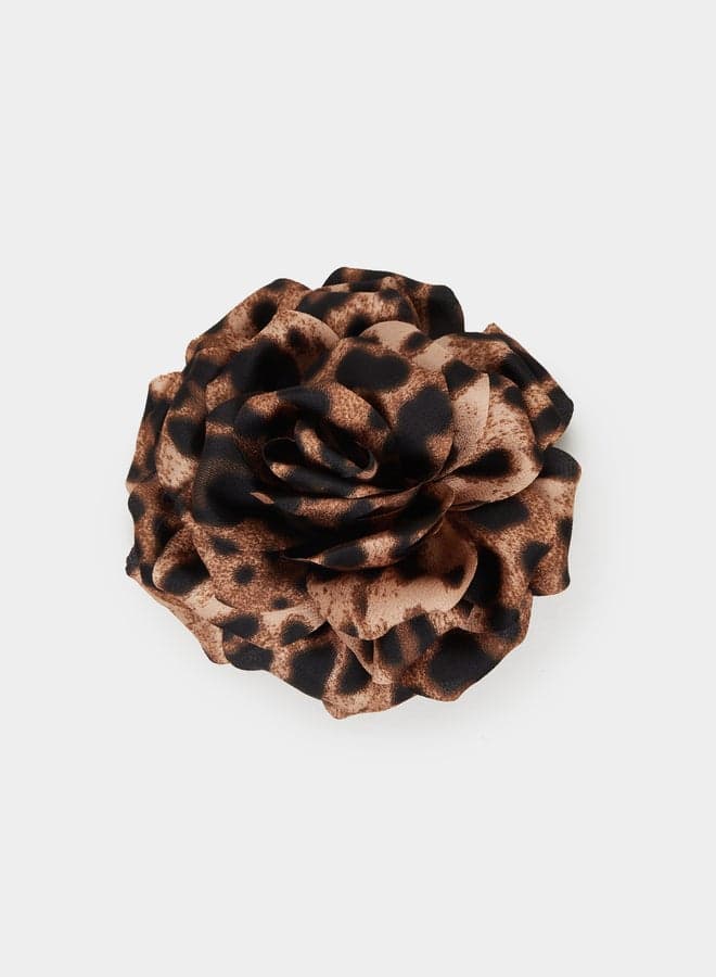 Styli Chic Animal Print Hair Clip for Trendsetters - Image 1
