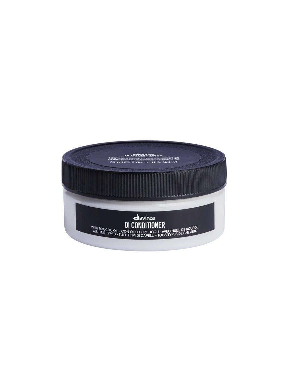 Luxurious OI Conditioner 76045 - Radiant Shine for All Hair Types - Image 1