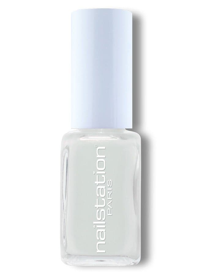 Nailstation Glossy Fantastical: Vibrant Shine for Weeks - Image 1