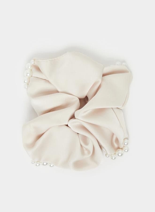 Elegant Faux Pearl Scrunchie - Image 1