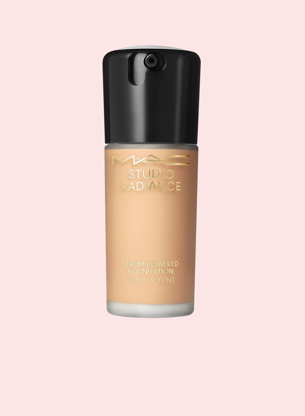 NC35 Studio Radiance Boosting Serum Foundation - Image 1