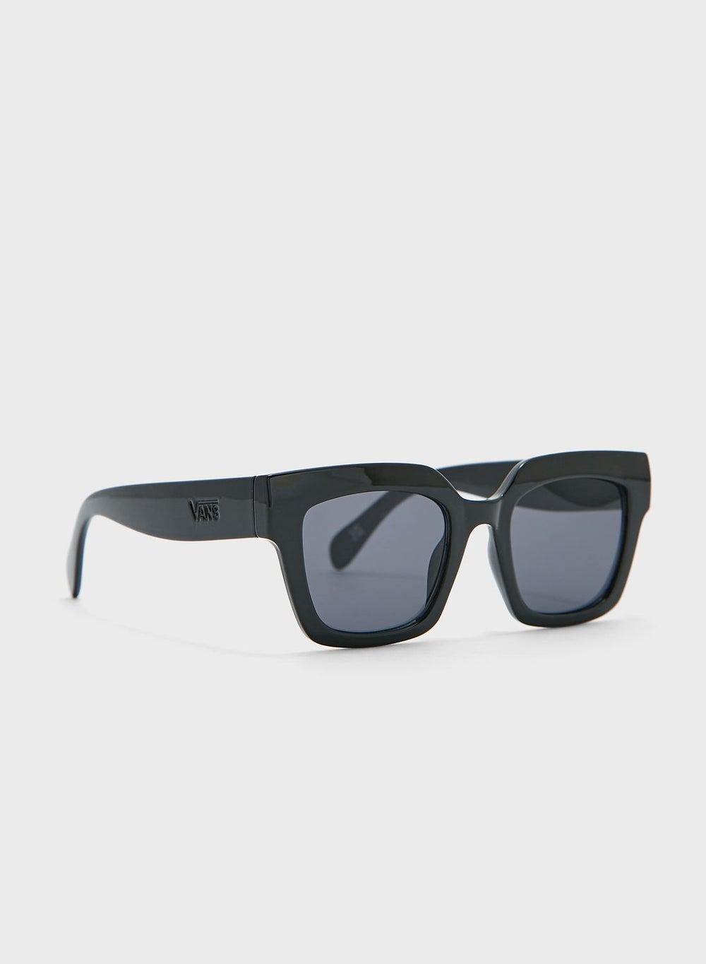 VANS Belden Sunglasses: Chic UV Protection - Image 1