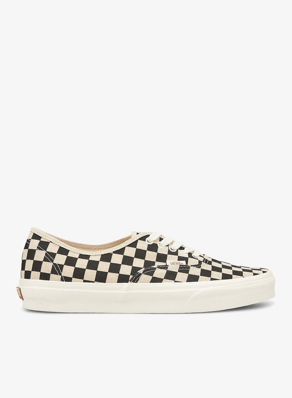 Elegant Beige Unisex Low-Top Sneakers for Skateboarding - Image 1