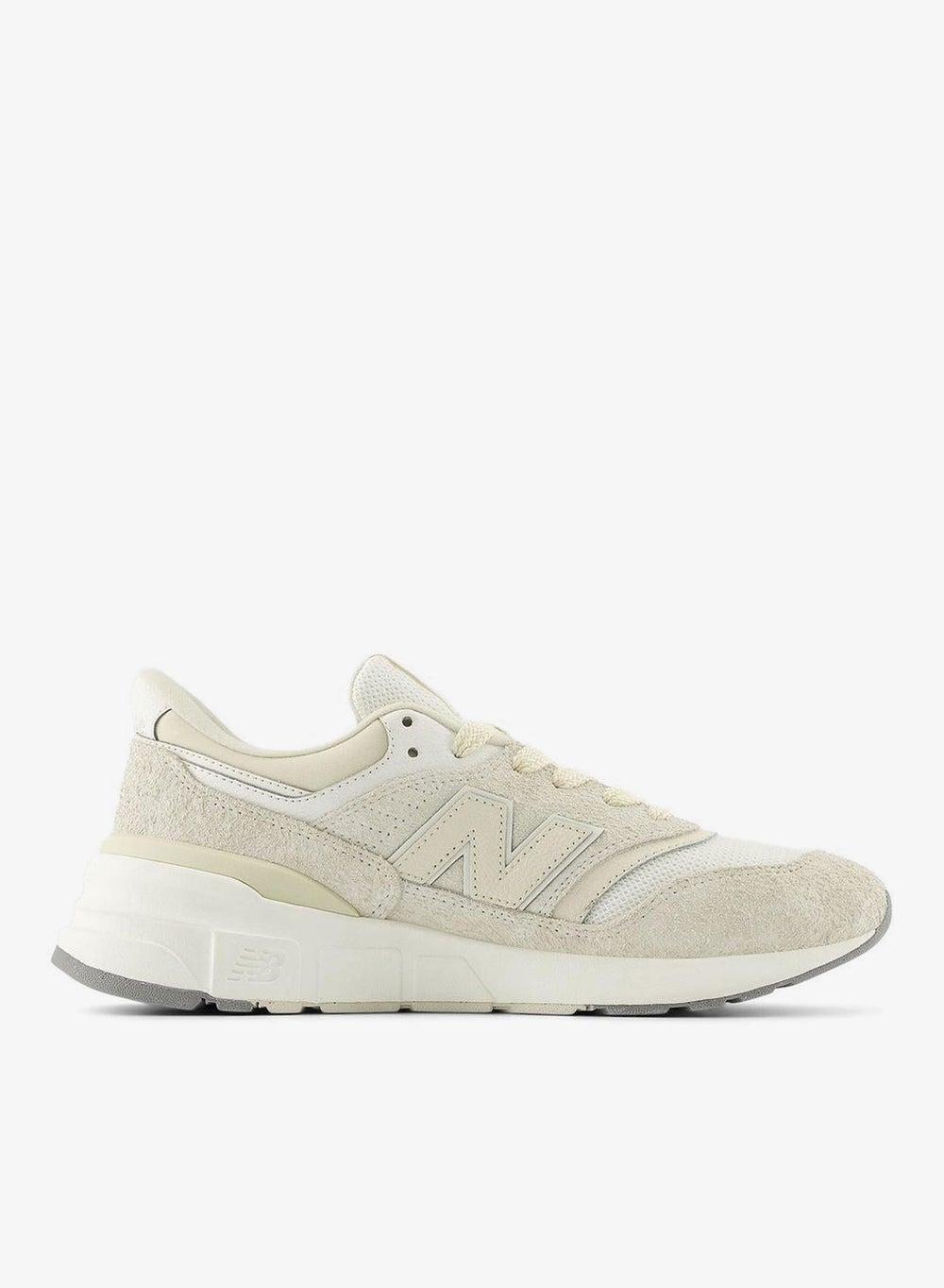 997R Sea Salt Elegance: Low-Top Lifestyle Sneakers - Image 1